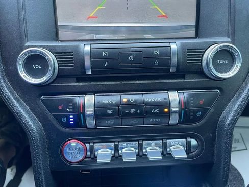 Used 2018 Ford Mustang GT Premium RWD image 24