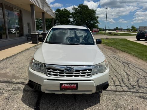 Used 2011 Subaru Forester 2.5X w/ Alloy Wheel Value Pkg AWD/4WD image 8