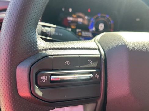 New 2026 Chevrolet Colorado LT image 17