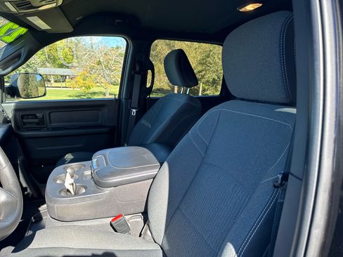 Used 2022 RAM 2500 Tradesman image 16