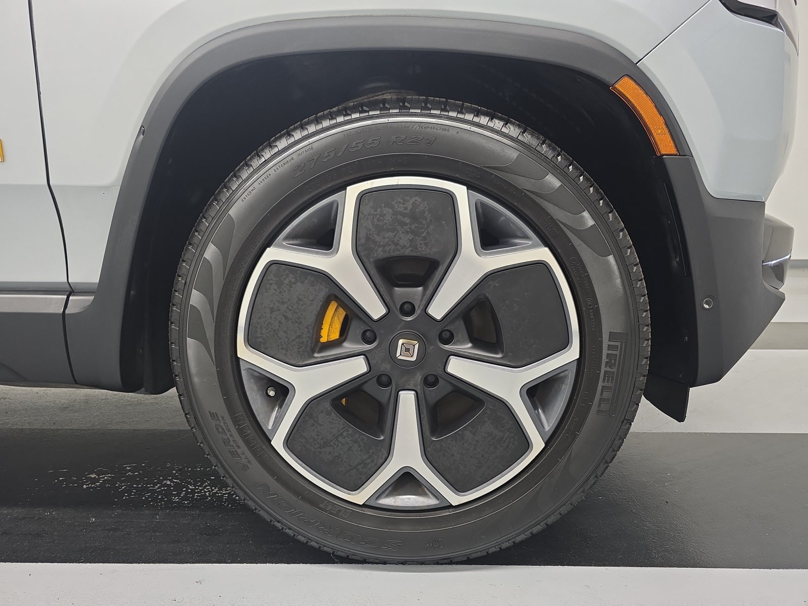 Used 2022 Rivian R1T Adventure AWD/4WD image 11