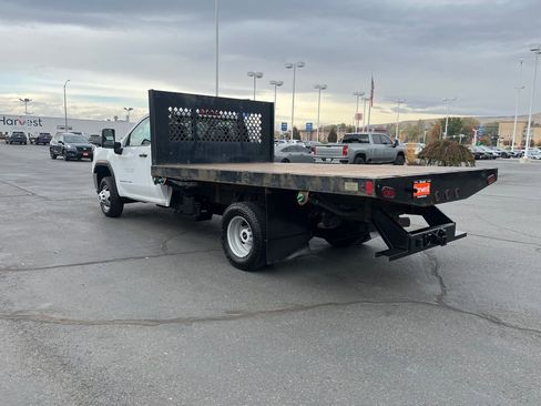 Used 2022 GMC Sierra 3500 Pro w/ Convenience Package image 6