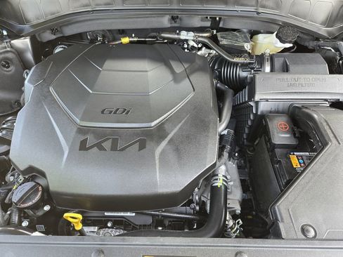 Used 2025 Kia Telluride S image 32