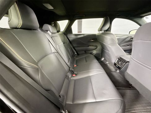 Certified 2025 Toyota Crown Signia w/ Advanced Technology Package AWD/4WD image 58