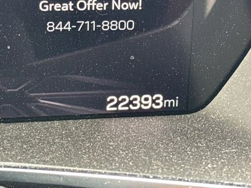 Used 2025 GMC Canyon Elevation w/ Convenience Package image 32