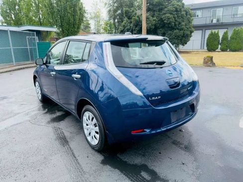 Used 2017 Nissan Leaf S w/ Charge Package FWD image 3