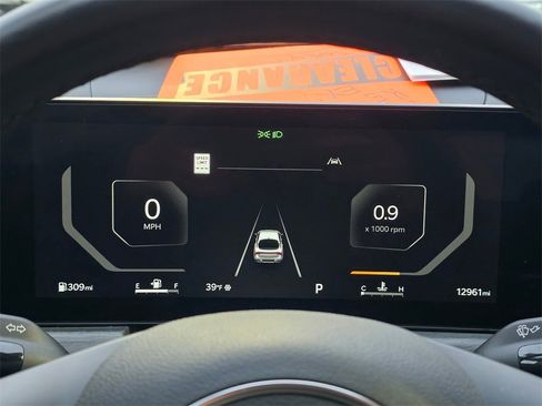 Used 2025 Kia K5 EX image 16