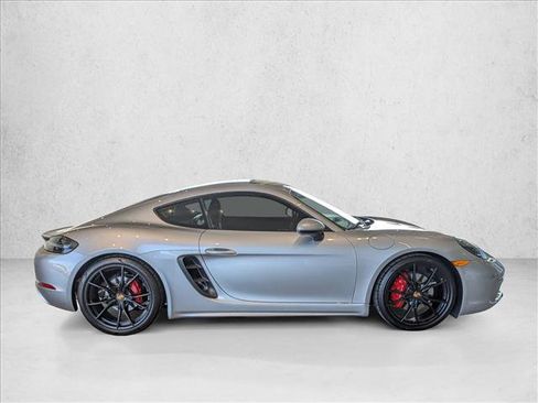 Used 2021 Porsche 718 Cayman S image 4