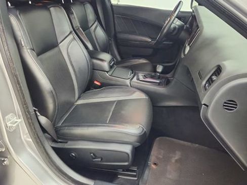 Used 2017 Dodge Charger SXT w/ Plus Group RWD image 22