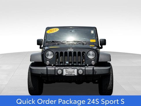 Used 2018 Jeep Wrangler Unlimited Sport S AWD/4WD image 2