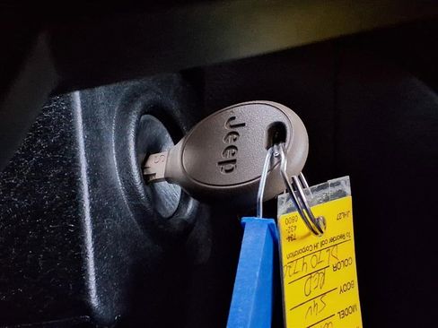 Used 2013 Jeep Wrangler Sport w/ Connectivity Group image 17