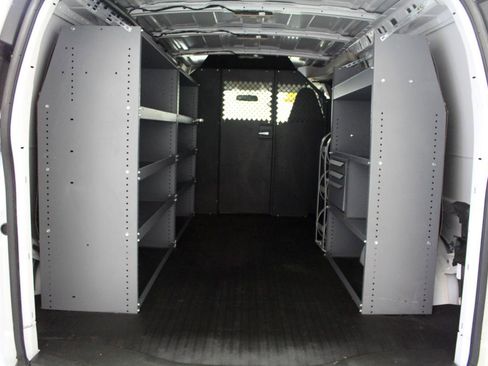 Used 2023 Chevrolet Express 2500 image 23