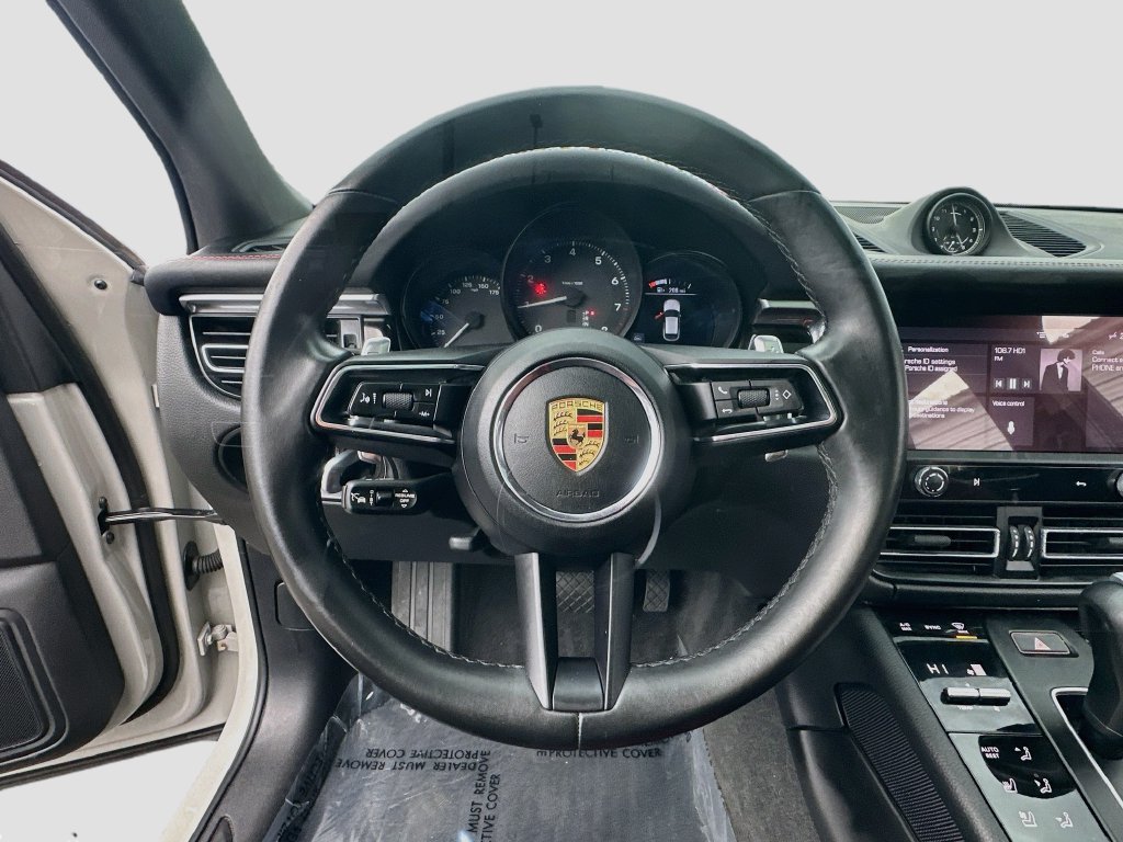 Used 2023 Porsche Macan AWD/4WD image 11