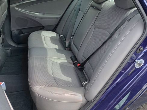 Used 2013 Hyundai Sonata SE FWD image 16