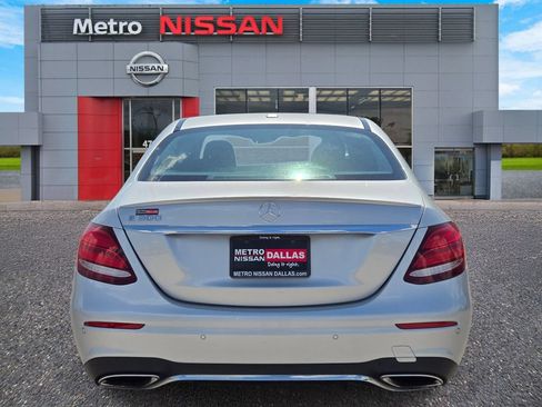 Used 2018 Mercedes-Benz E 300 image 5