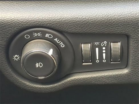 New 2026 Chrysler Pacifica Limited w/ S Appearance Package image 31