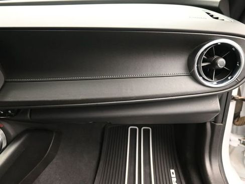 Used 2022 Chevrolet Camaro LT image 33