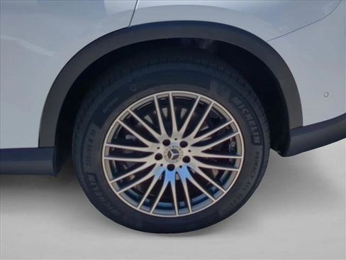 Used 2023 Mercedes-Benz GLC 300 image 25