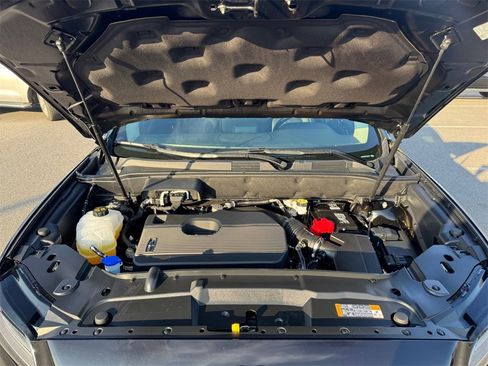 Used 2021 Lincoln Nautilus Reserve w/ Equipment Group 201A image 19