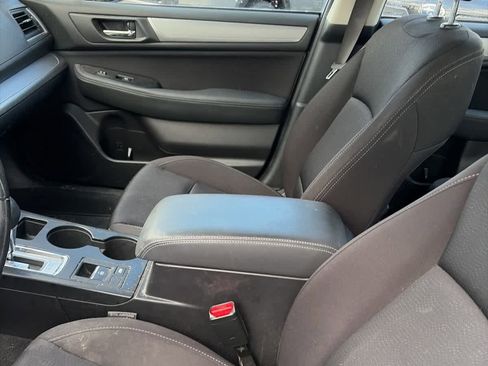 Used 2016 Subaru Legacy 2.5i Premium image 11