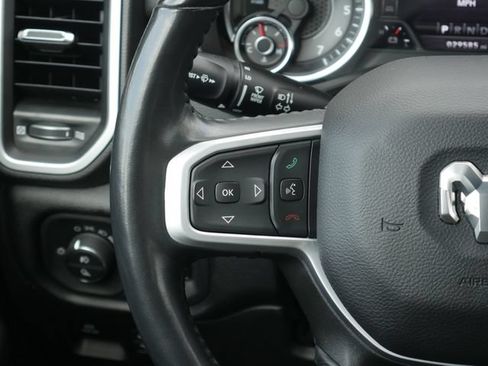Used 2022 RAM 1500 Big Horn AWD/4WD image 18