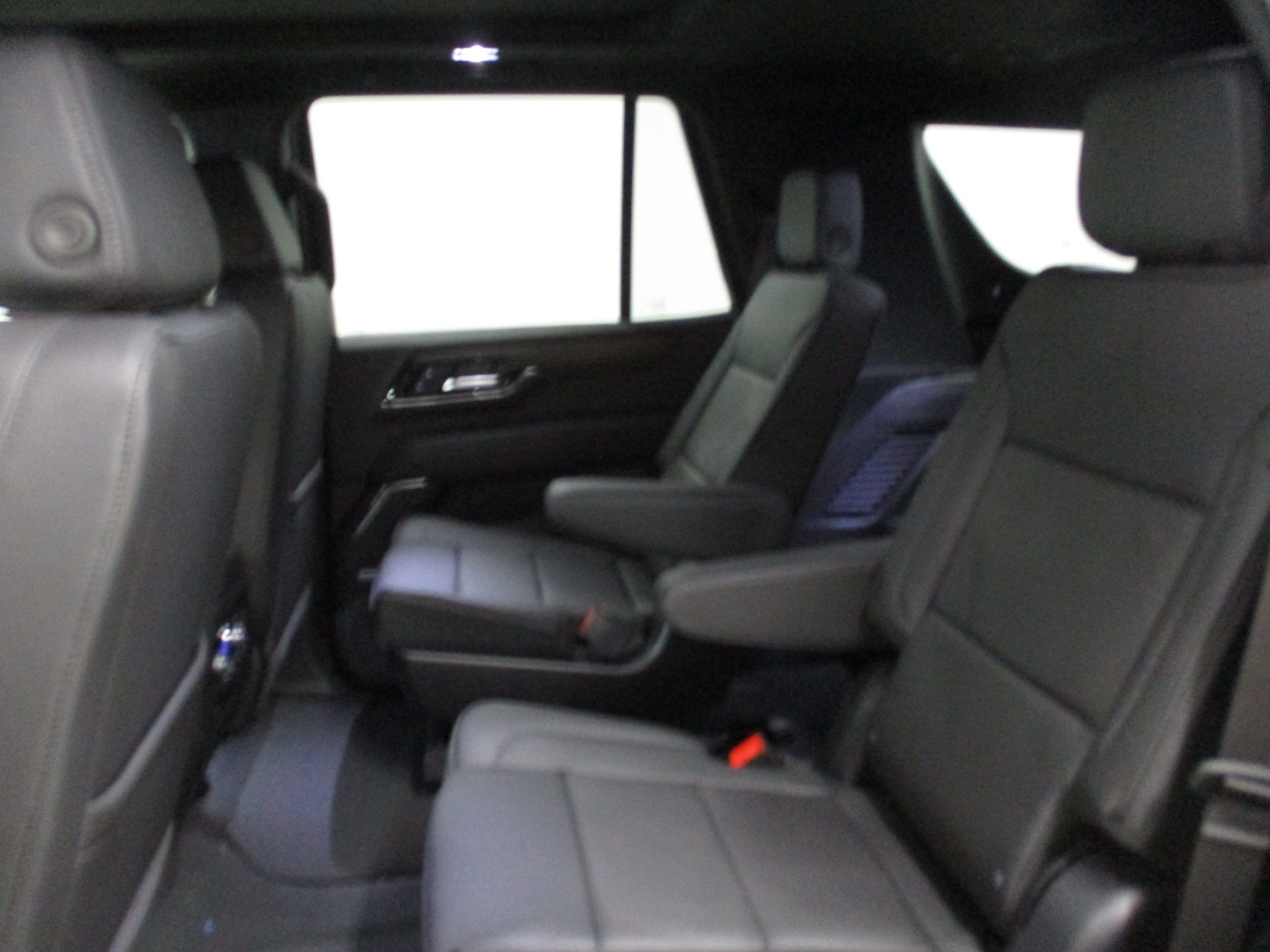 New 2026 GMC Yukon Denali w/ Sun & Power Step Package AWD/4WD image 18