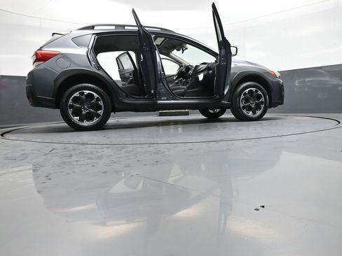 Used 2021 Subaru Crosstrek 2.0i Premium w/ Moonroof Package image 48