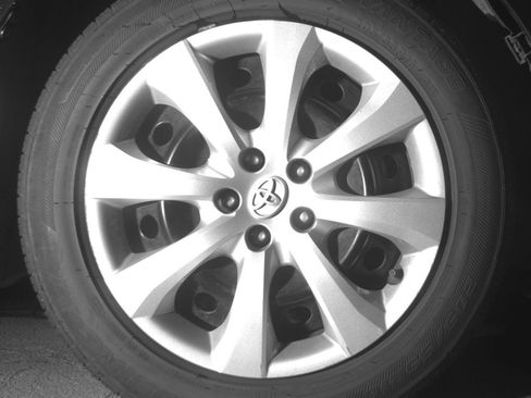 Used 2025 Toyota Corolla LE image 13