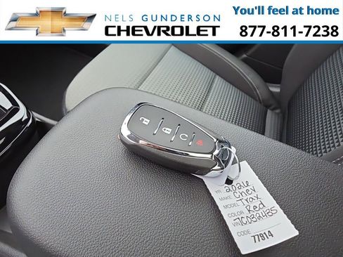 New 2026 Chevrolet Trax LT w/ Sunroof Package image 30