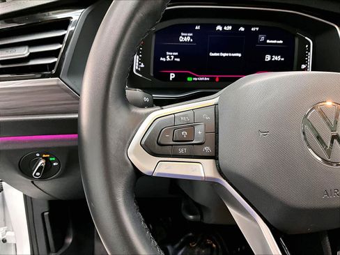 Used 2023 Volkswagen Jetta SEL image 20