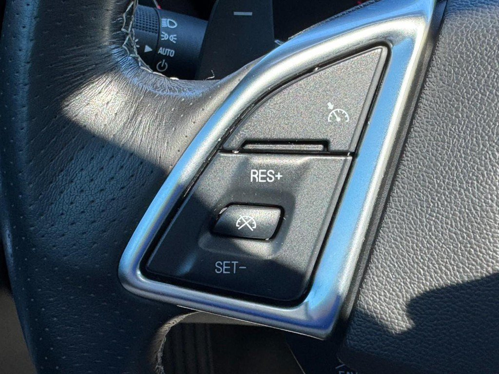 Used 2020 Chevrolet Camaro SS RWD image 23