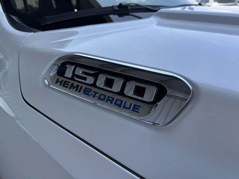 Used 2024 RAM 1500 Longhorn AWD/4WD image 4