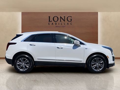 Certified 2023 Cadillac XT5 Premium Luxury AWD/4WD image 6