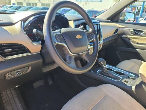 Used 2023 Chevrolet Traverse LS AWD/4WD image 8