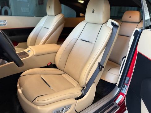 Used 2019 Rolls-Royce Wraith image 39