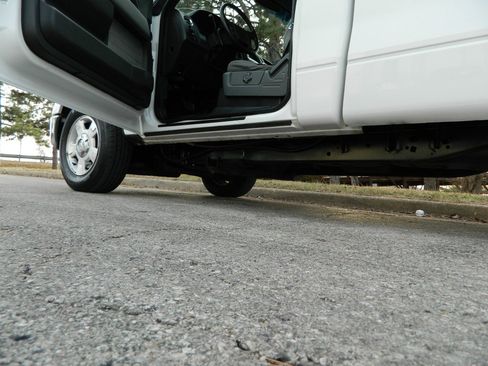 Used 2013 Ford F150 XLT w/ Mid Equipment Group image 11