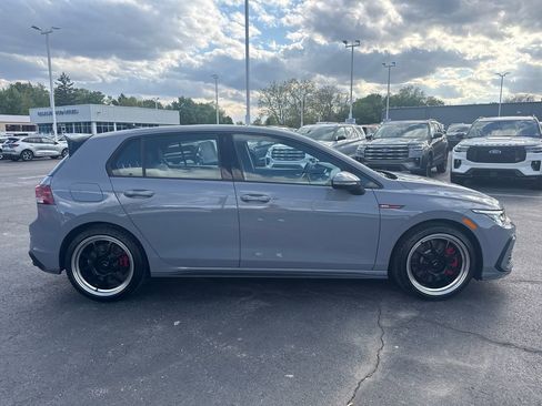 Used 2024 Volkswagen GTI SE FWD image 6