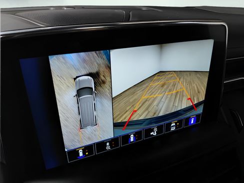Certified 2023 Chevrolet Suburban High Country w/ Max Trailering Package AWD/4WD image 11