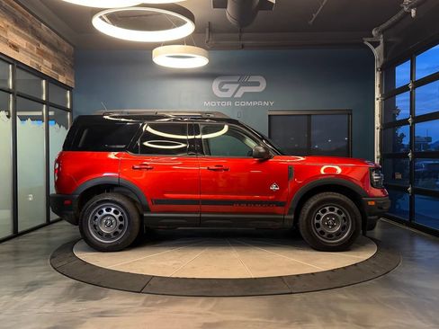 Used 2024 Ford Bronco Sport Outer Banks AWD/4WD image 2