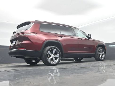 Used 2022 Jeep Grand Cherokee L Limited AWD/4WD image 52