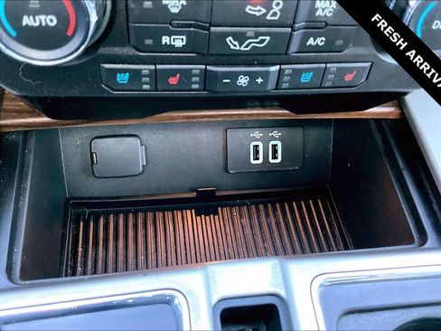 Used 2016 Ford F150 Lariat image 15