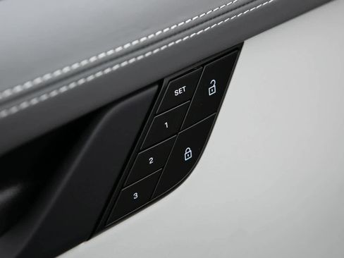 Certified 2024 Porsche 911 Targa 4 GTS AWD/4WD image 25
