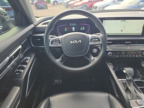 Certified 2024 Kia Telluride S AWD/4WD image 12