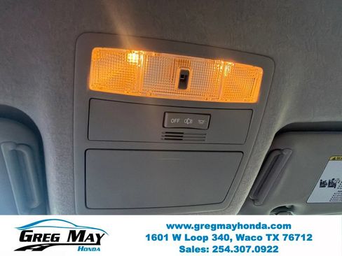 Used 2012 Toyota Highlander FWD w/ Tech Pkg image 22