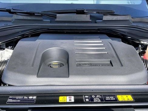 New 2026 Land Rover Range Rover Sport Dynamic SE image 13