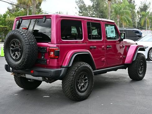 Used 2022 Jeep Wrangler Unlimited Rubicon w/ Xtreme Recon 35" Tire Package AWD/4WD image 5
