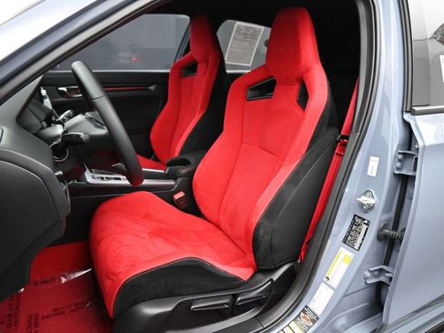 Used 2025 Honda Civic Type R image 16