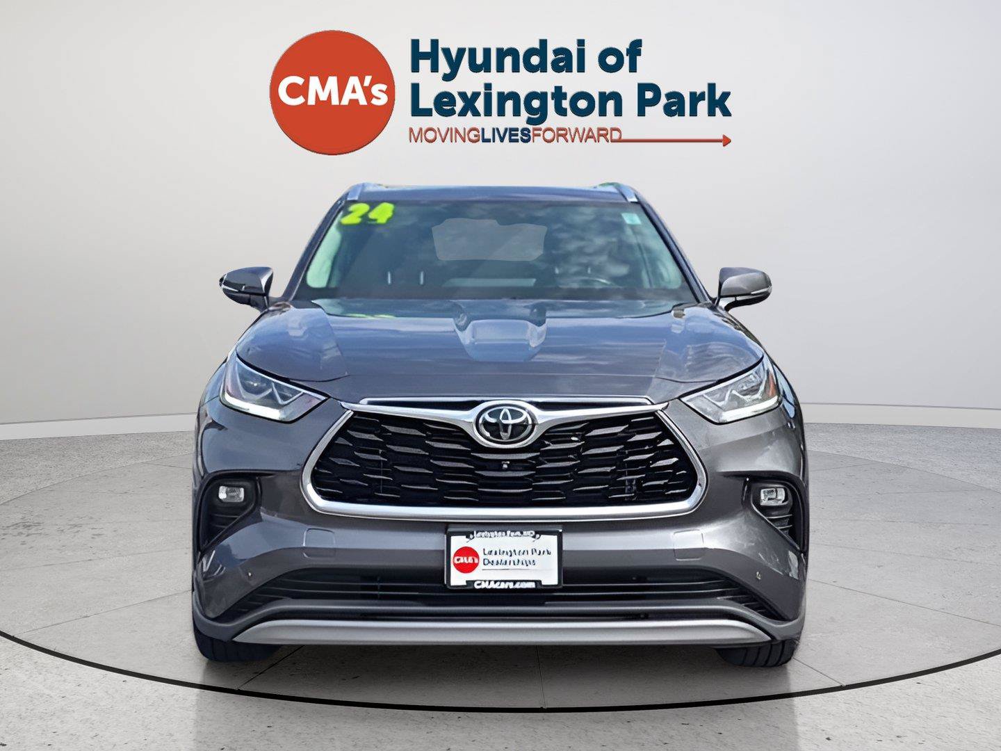 Used 2024 Toyota Highlander Platinum AWD/4WD image 8