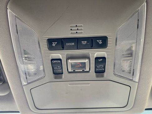Used 2021 Toyota RAV4 XLE Premium FWD image 26