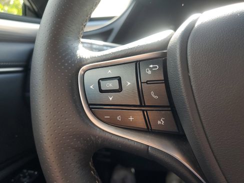 Used 2023 Lexus ES 350 F Sport w/ Accessory Package (Z2) FWD image 22